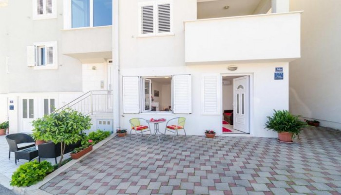 Apartments Ira poza 0