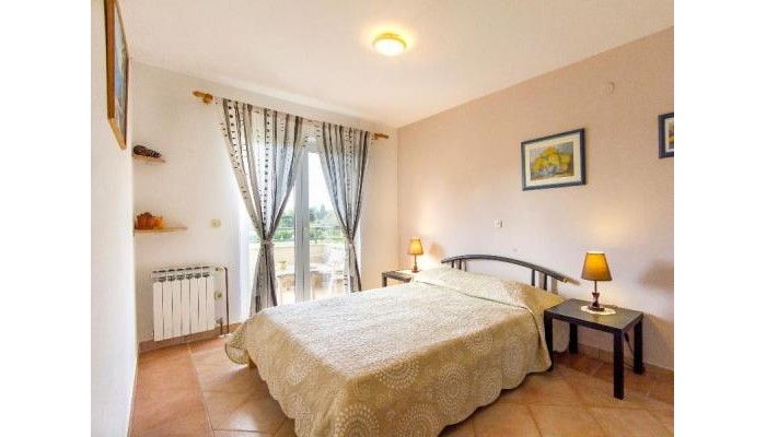 Catalina Apartments poza 3