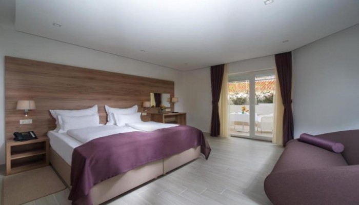 Hotel Biokovo poza 10