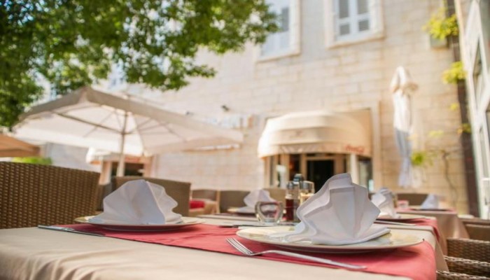 Hotel Biokovo poza 25