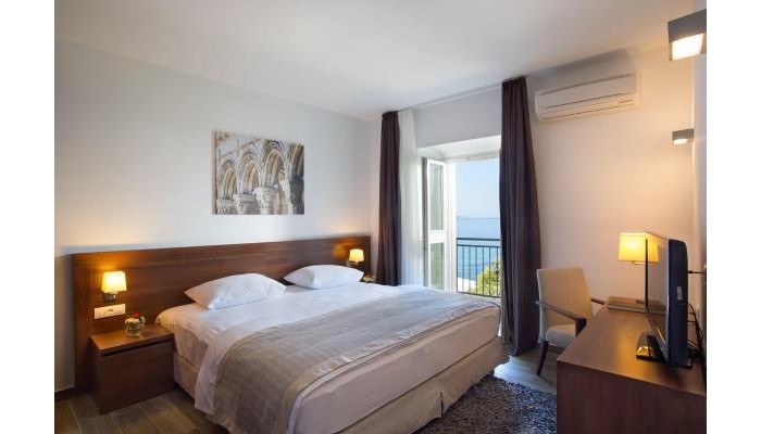 Hotel Astarea poza 1