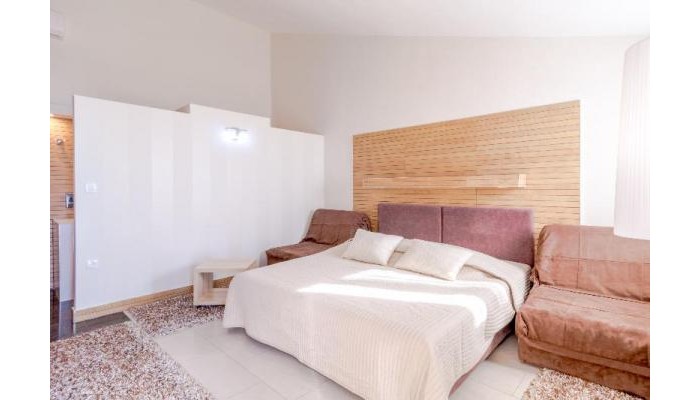 Villa Bb Podstrana poza 4