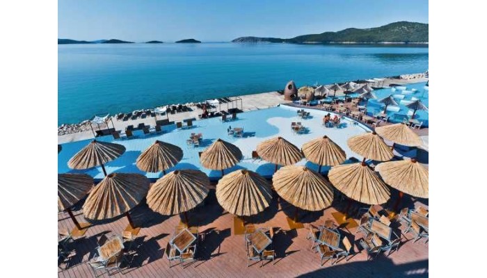 Beach Hotel Jure poza 4