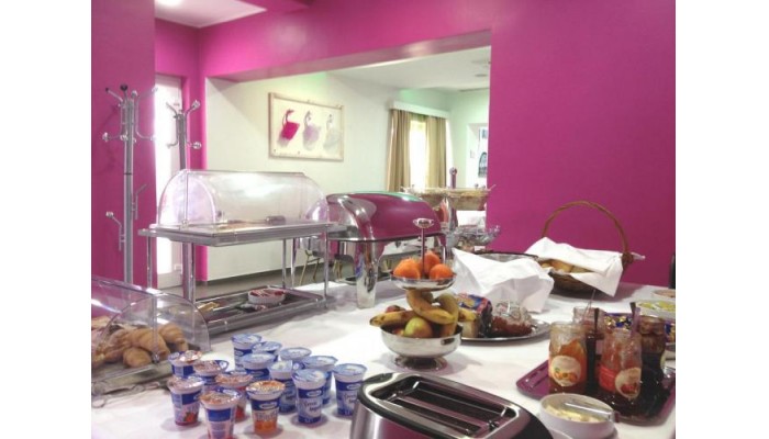 Hotel Baletna Skola poza 5