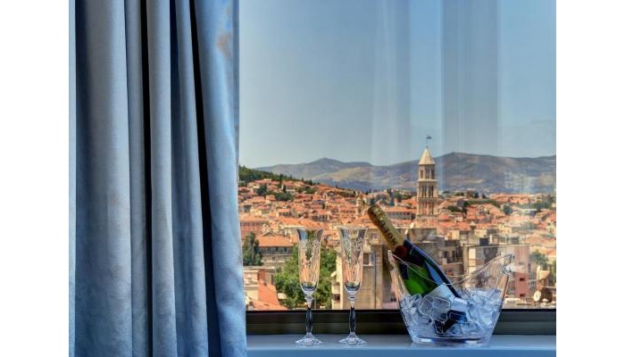 Hotel The View Luxury Rooms poza 13