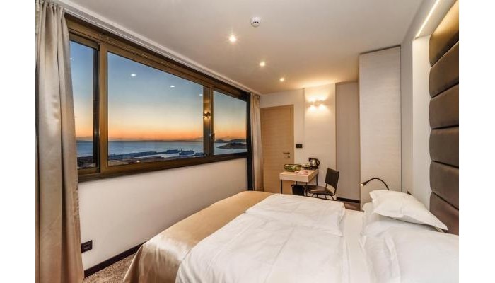 Hotel The View Luxury Rooms poza 1
