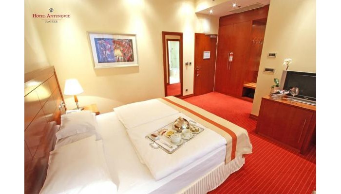 Antunovic Hotel poza 7