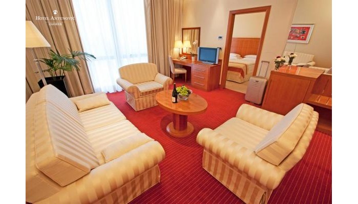 Antunovic Hotel poza 11