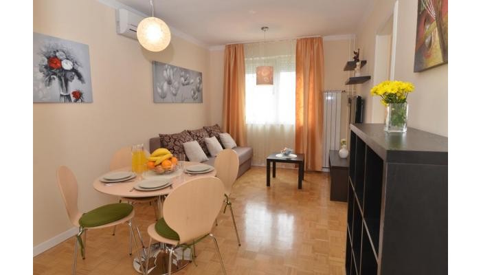 Apartment Flores poza 0