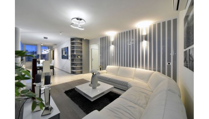 Apartment Luxury 4u poza 2