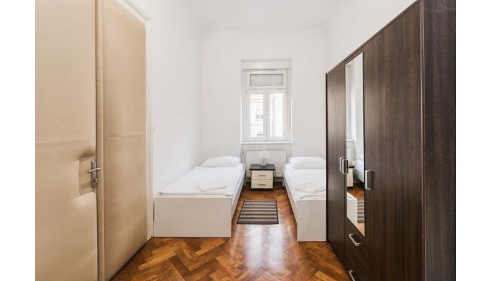 Tia Apartments And Rooms poza 3