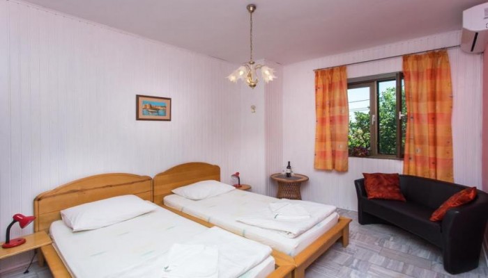 Hotel J&j Bed & Breakfast poza 3